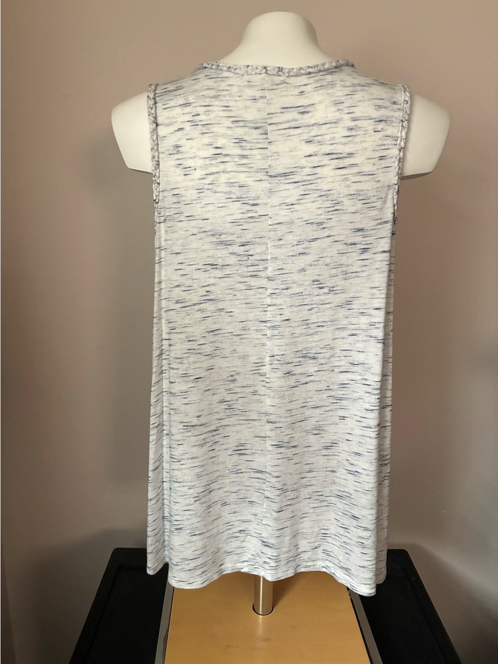 Maurices Red, White & Blue Star-Print V-Neck Tank Size Medium - Picture 3 of 4